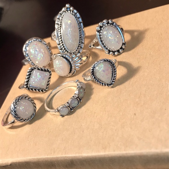 8 Chic Bling Glitter Lab Fire Opal Knuckle Rings - Picture 2 of 3